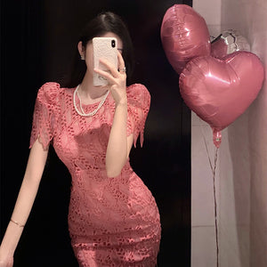 生日裙子名媛風修身不規則性感包臀裙2023粉色蕾絲洋裝